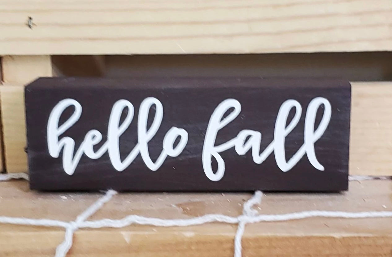 3D Leaf Fall Tiered Tray Decor – Hand-Painted Autumn Mini Signs with Layered Wood Accents