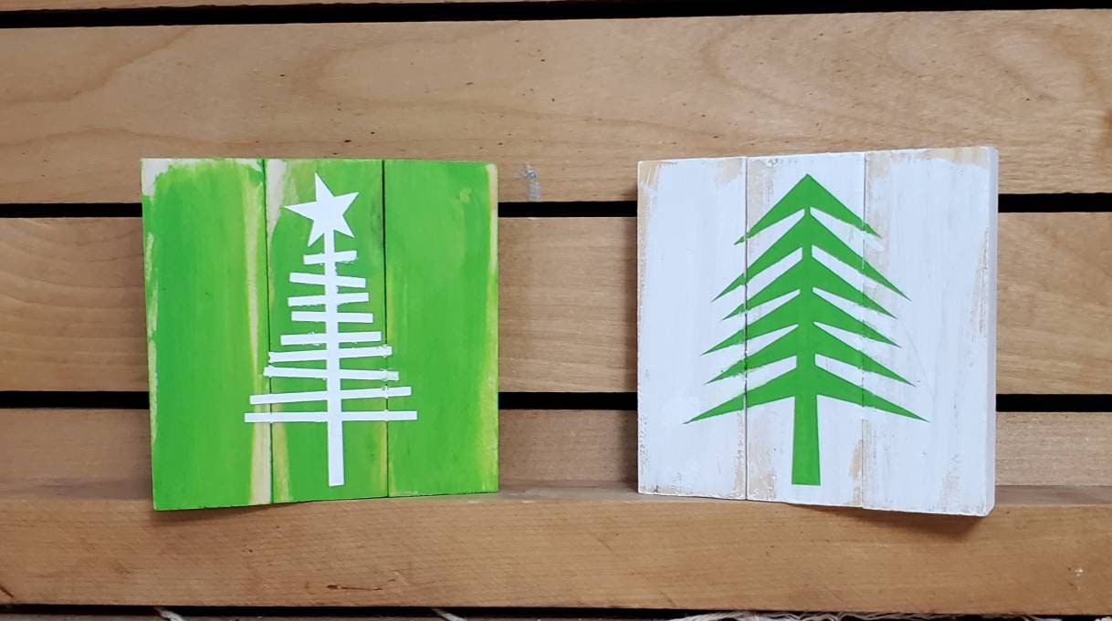 Beach Christmas Tiered Tray Decor – Hand-Painted 3x3 Mini Signs & Bead Garland (Single or Bundle of 6)