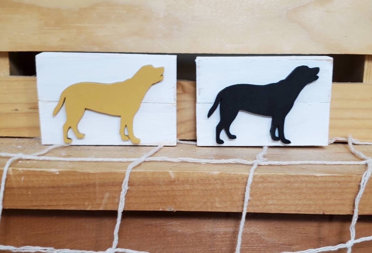 Hunting Cabin Tiered Tray Decor Set – 3D Wildlife & Rustic Signs with Labs, Bears, Buck & More