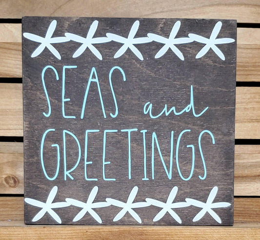 Seas and Greetings Wood Sign – Hand-Painted Coastal Christmas Decor for Beach Lovers